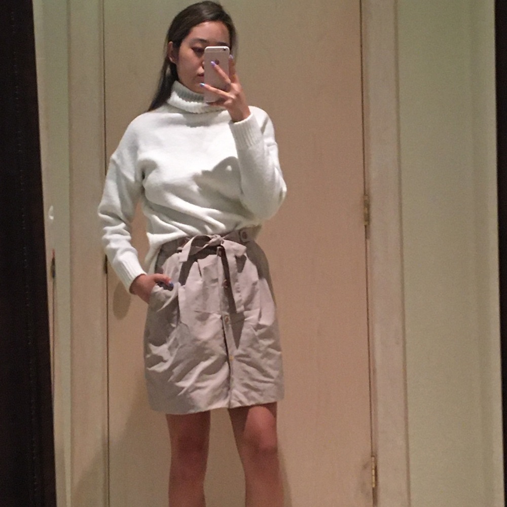 BCBG Khaki Skirt with Tie Belt